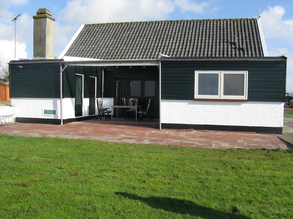 vakantiehuis Warder Buitenkant foto